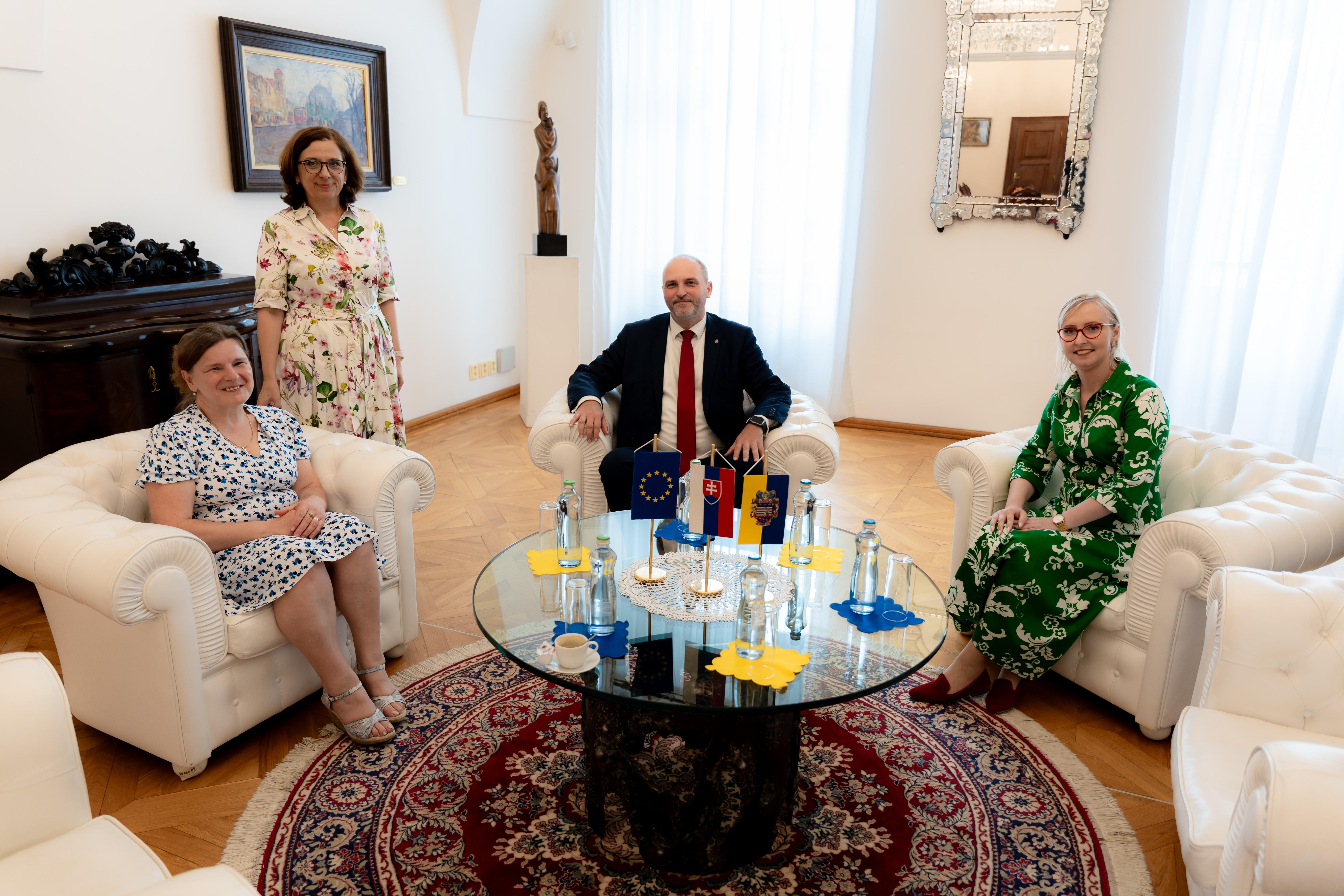 Rozlucka so zamestnancami skol odchadzajucimi do dochodku-101
